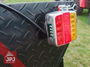 Magnetisches LED-Licht auf ATVs