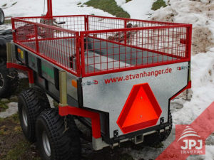 Erhöhte Seitenwände – ATV trailer Arbeiter